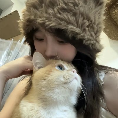金爪女郎